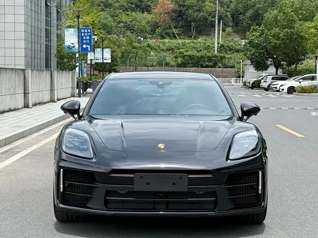 Porsche Panamera — фото 9