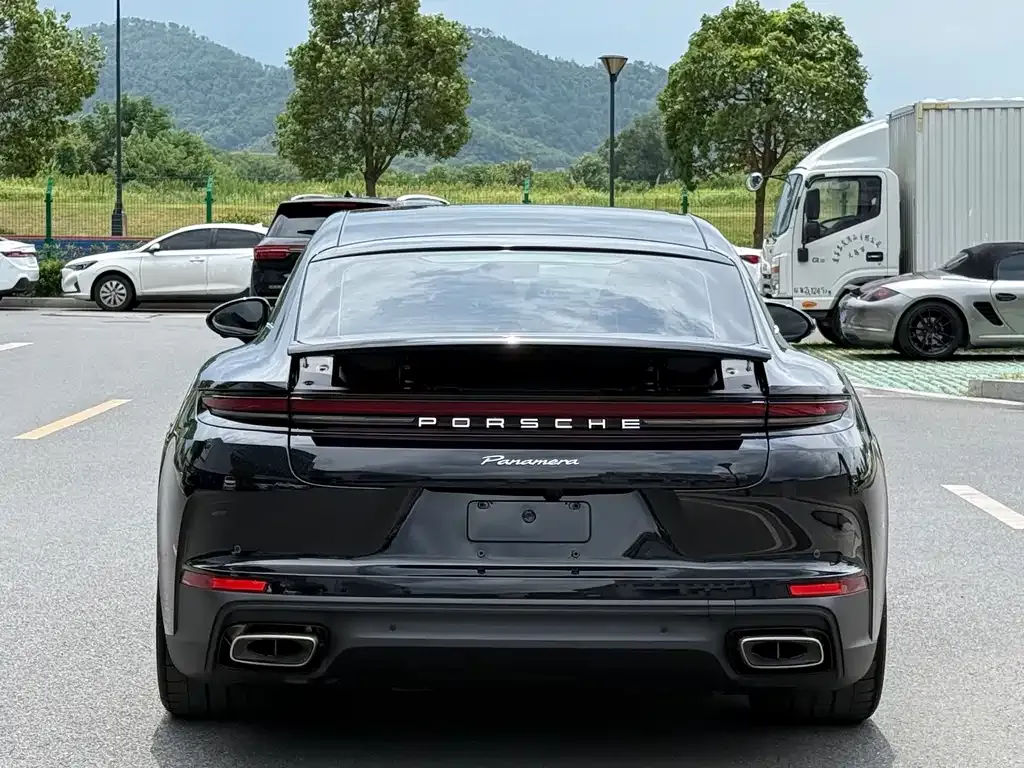 Porsche Panamera — фото 3