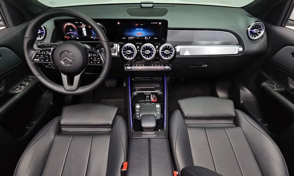 Mercedes-Benz GLB-Class — фото 10