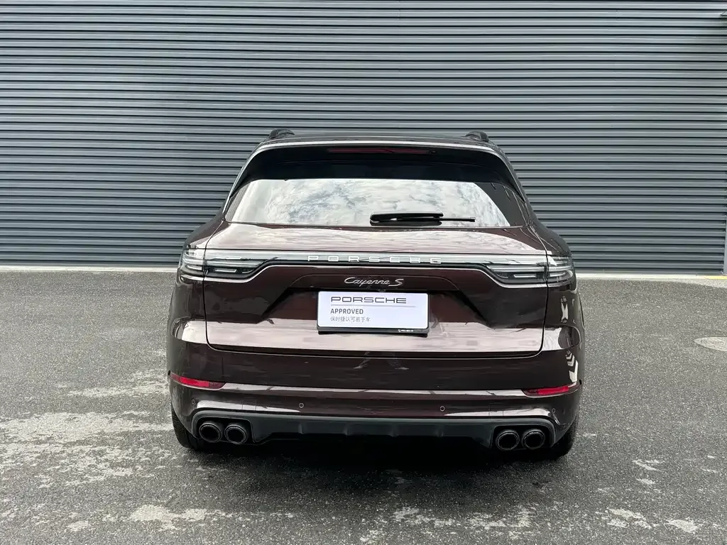 Porsche Cayenne — фото 5