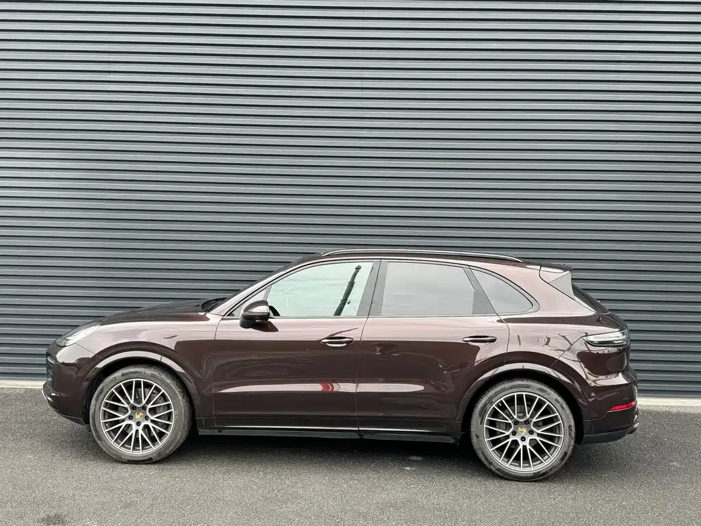 Porsche Cayenne — фото 8