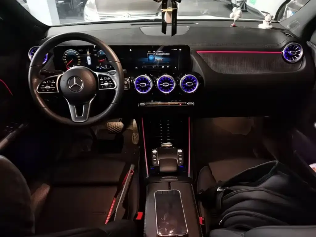 Mercedes-Benz GLA — фото 10