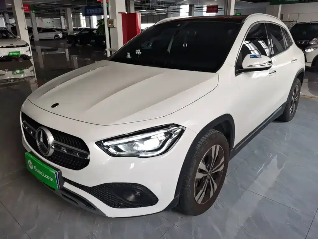 Mercedes-Benz GLA — фото 7