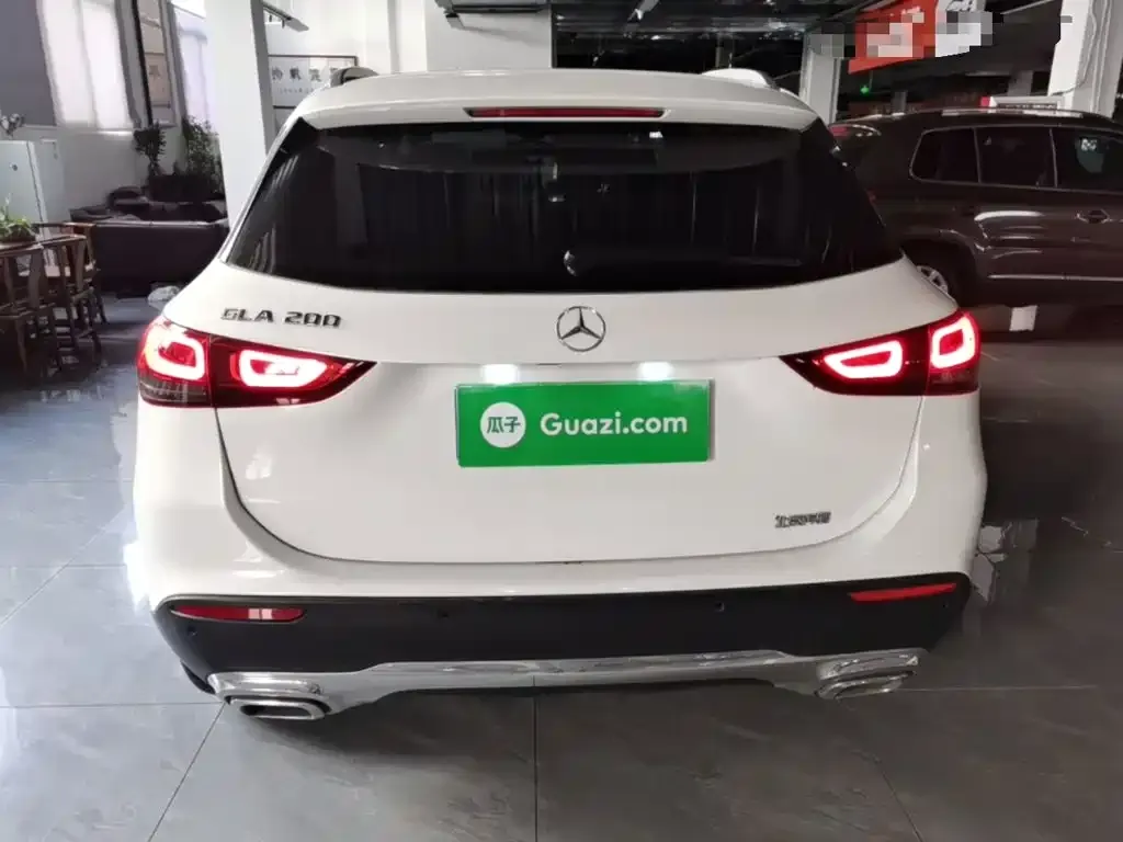 Mercedes-Benz GLA — фото 6