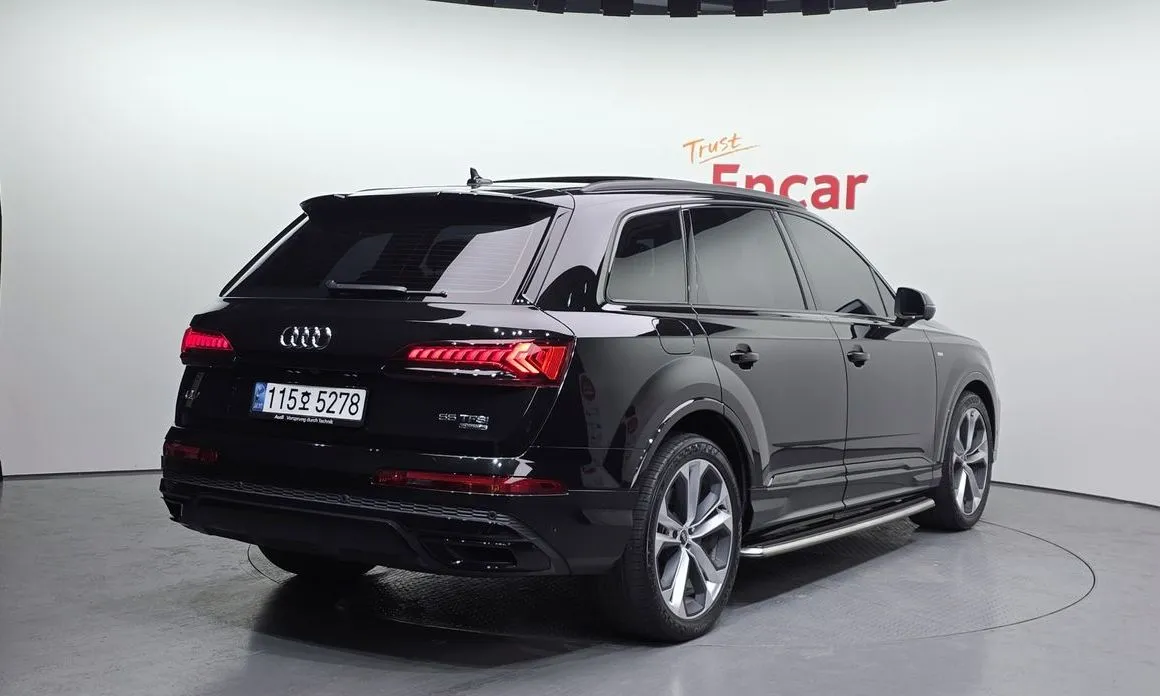 Audi Q7 — фото 4