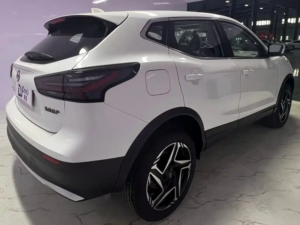Nissan Qashqai — фото 5