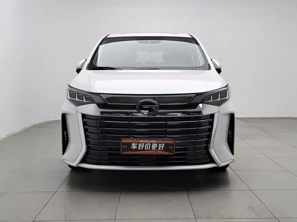GAC Motor Trumpchi M6 — фото 10