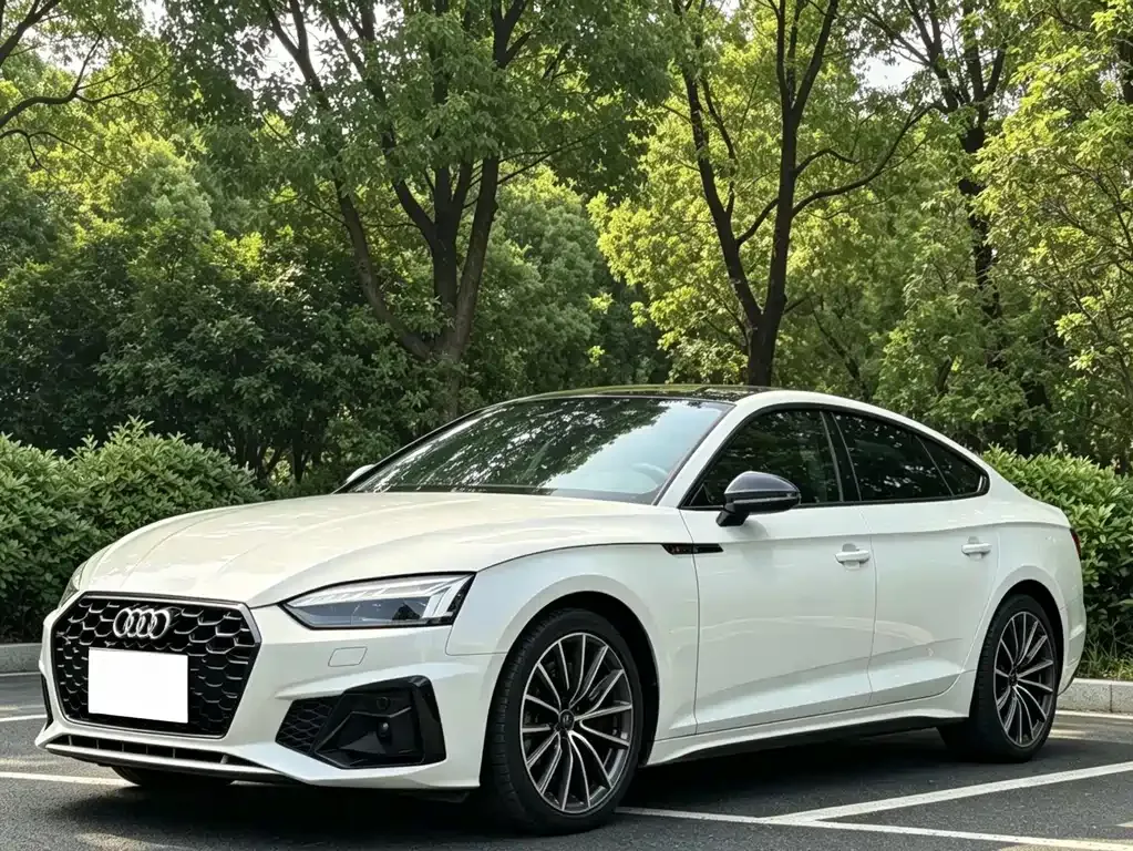 Audi A5 (Import) — фото 1