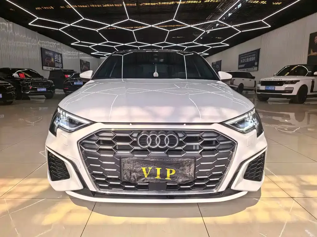 Audi A3 — фото 2