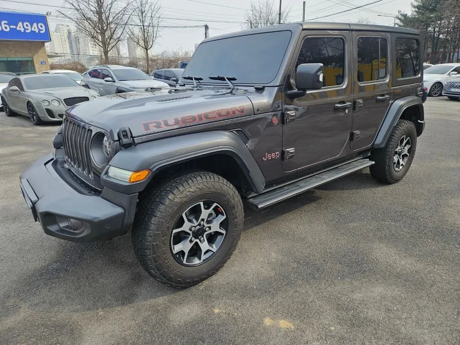 Jeep Wrangler — фото 8
