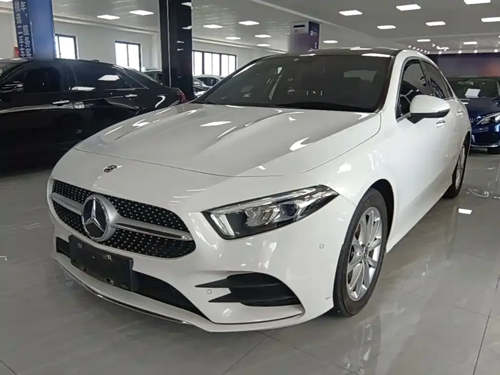 Mercedes-Benz A-Class — фото 1