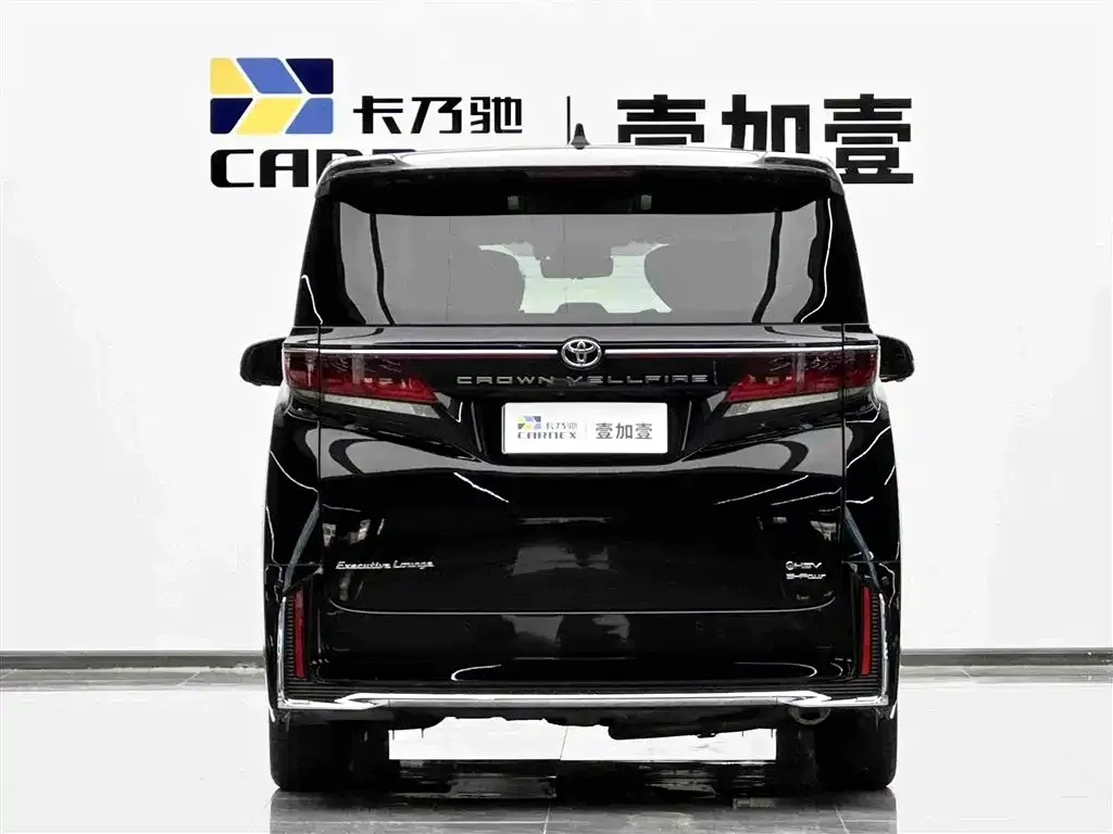 Toyota Vellfire — фото 4