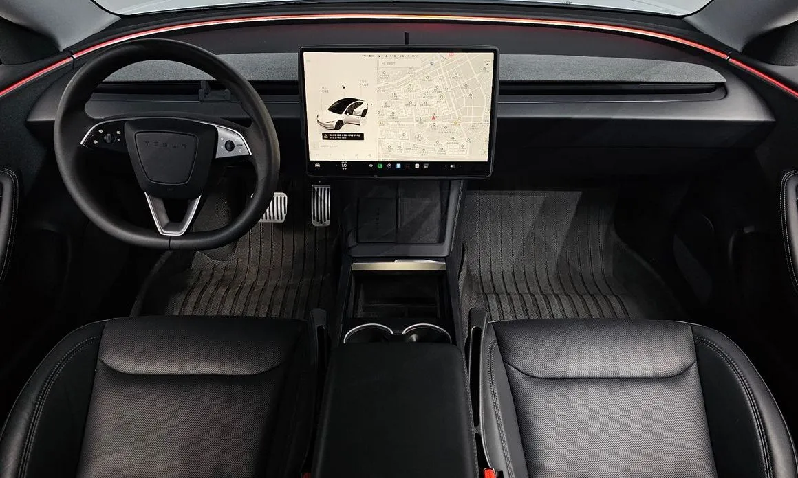 Tesla Model 3 — фото 10