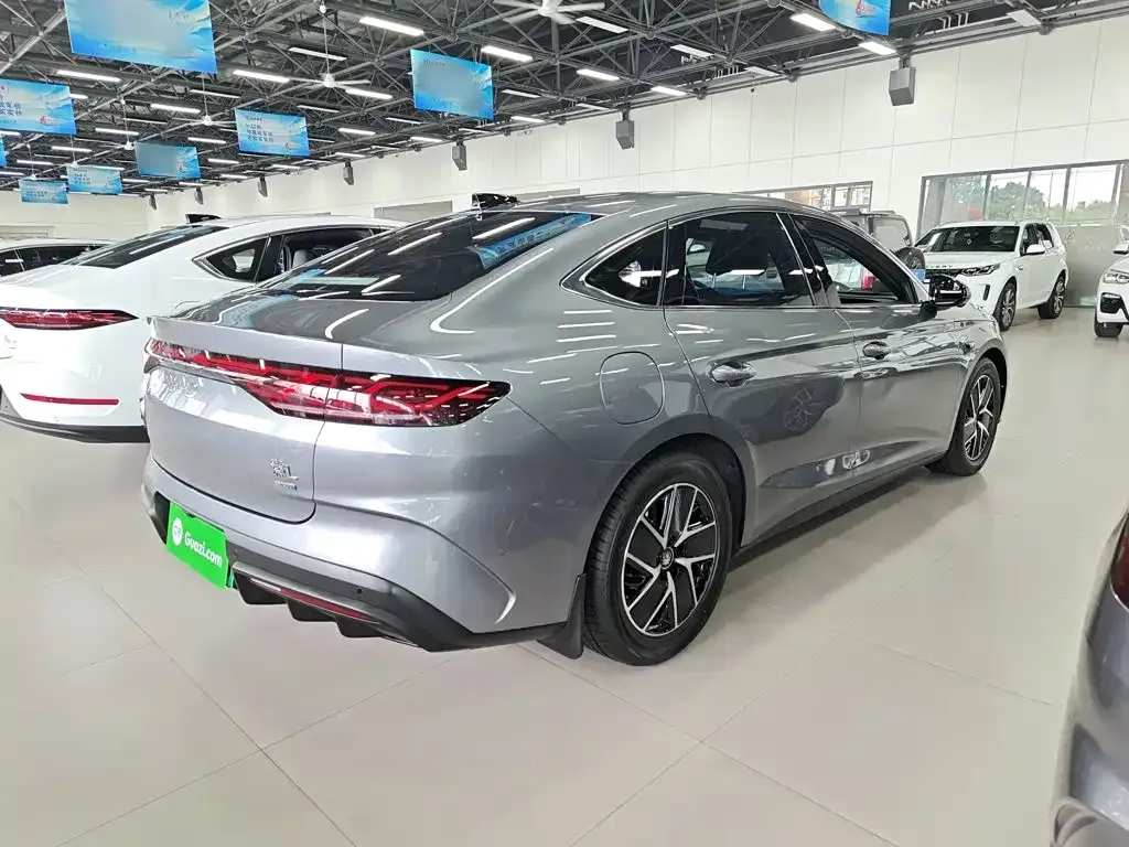 BYD Qin L — фото 7
