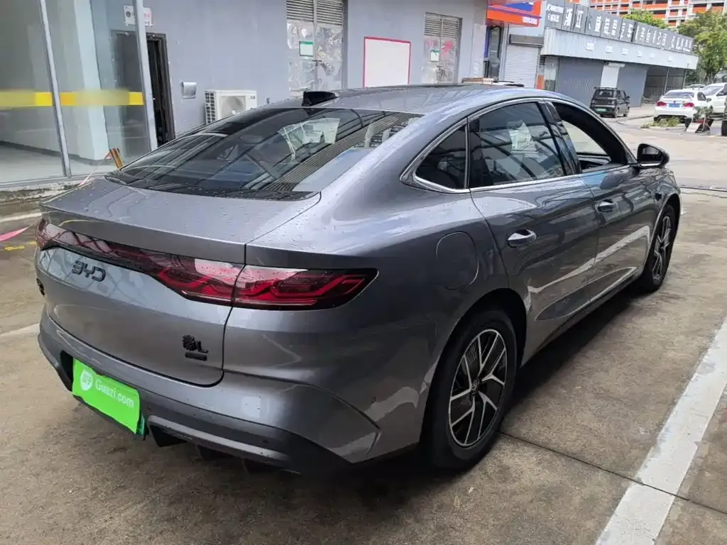 BYD Qin L — фото 7
