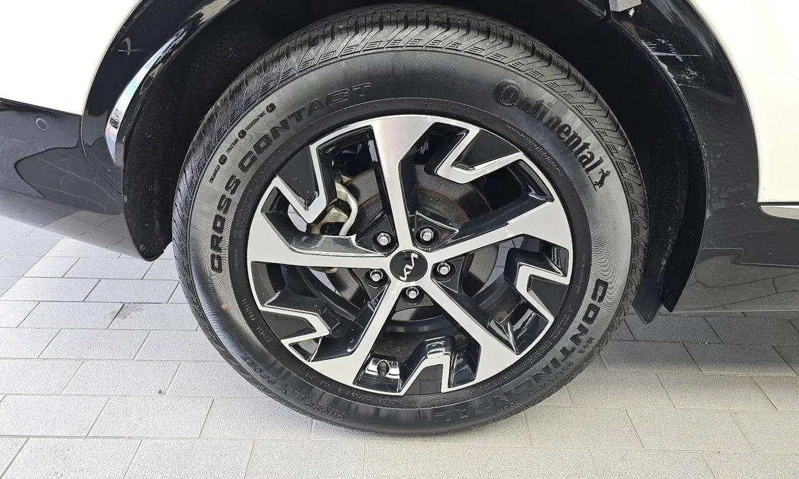 Kia Sportage — фото 8