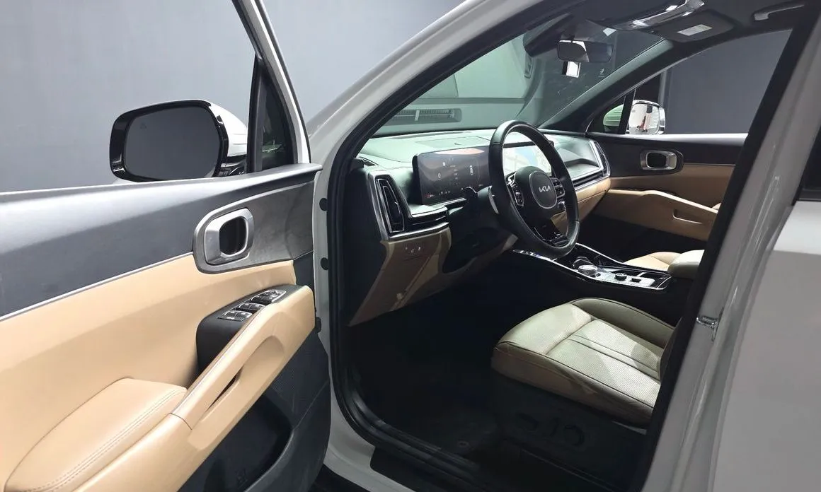 Kia Sorento — фото 4