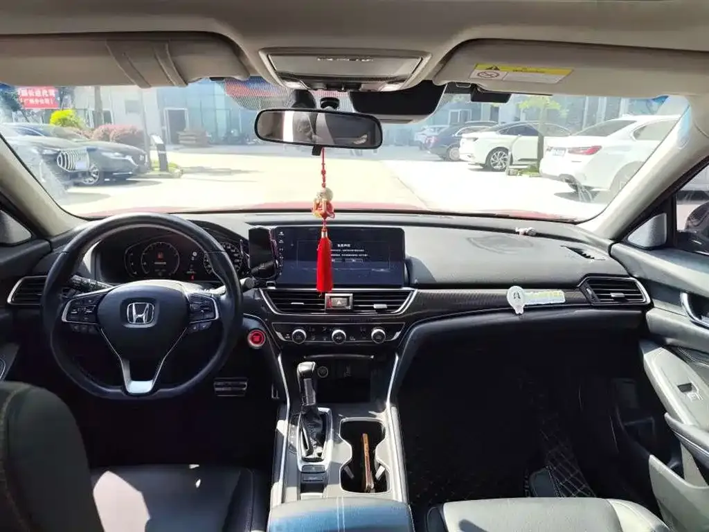 Honda Accord — фото 3