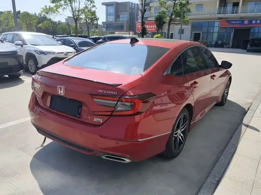 Honda Accord — фото 5