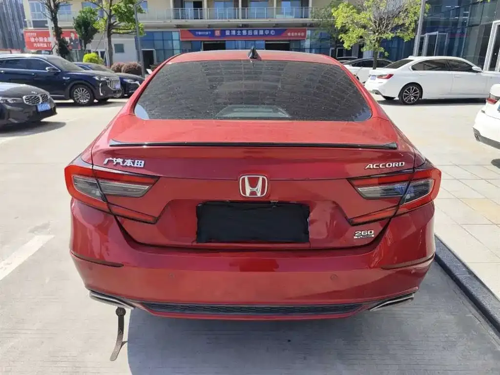 Honda Accord — фото 7