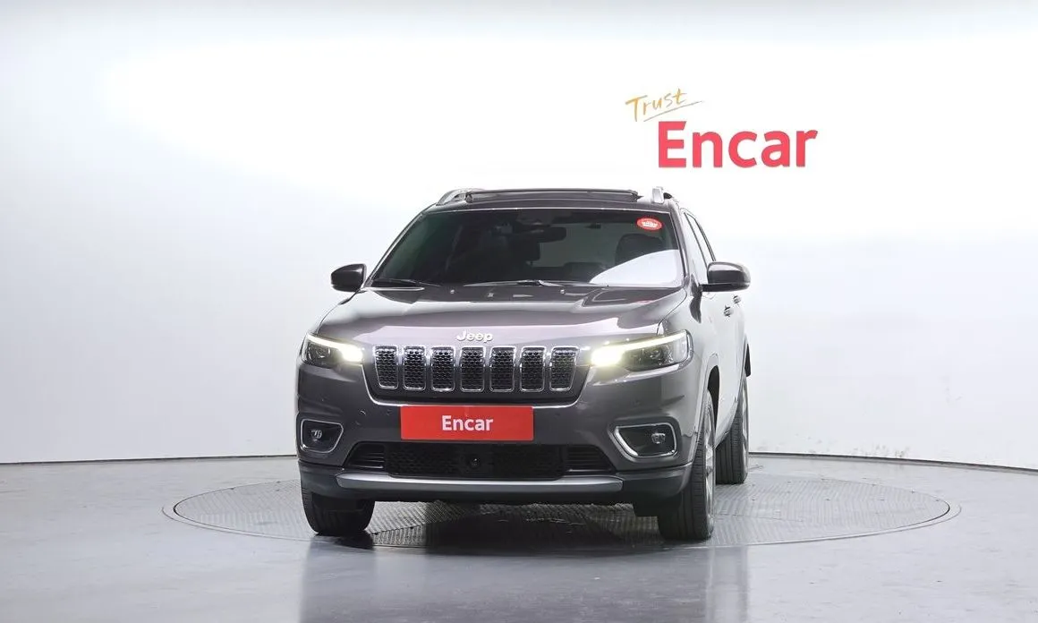 Jeep Cherokee — фото 2