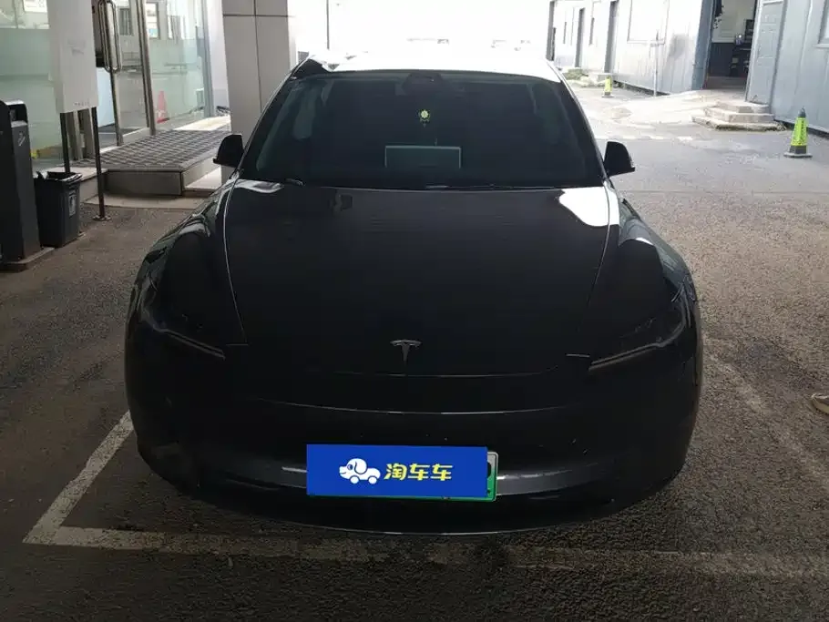 Tesla Model 3 — фото 6