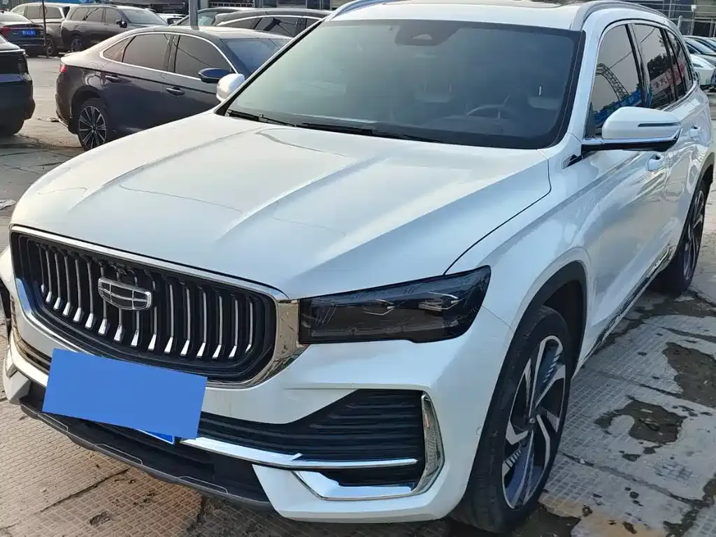 Geely Xingyue L — фото 1