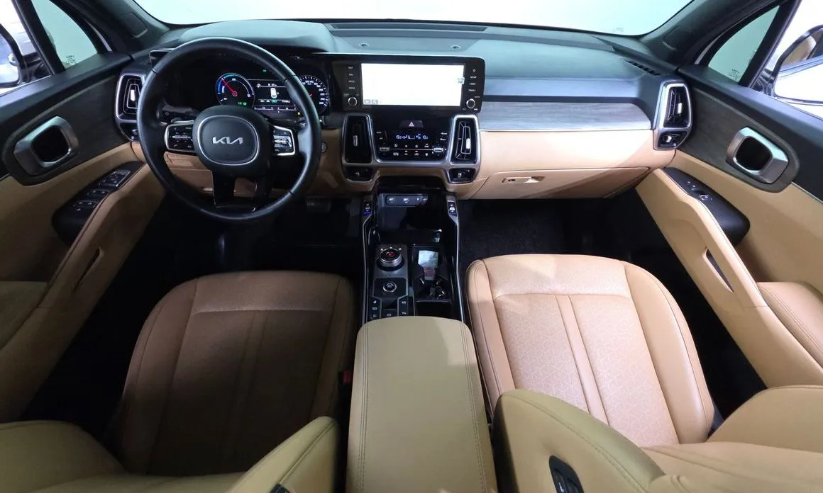 Kia Sorento — фото 8