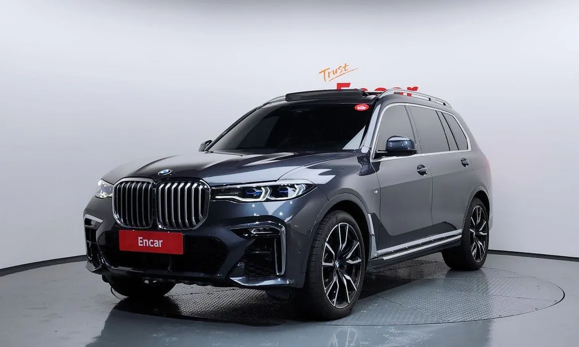 BMW X7 — фото 1