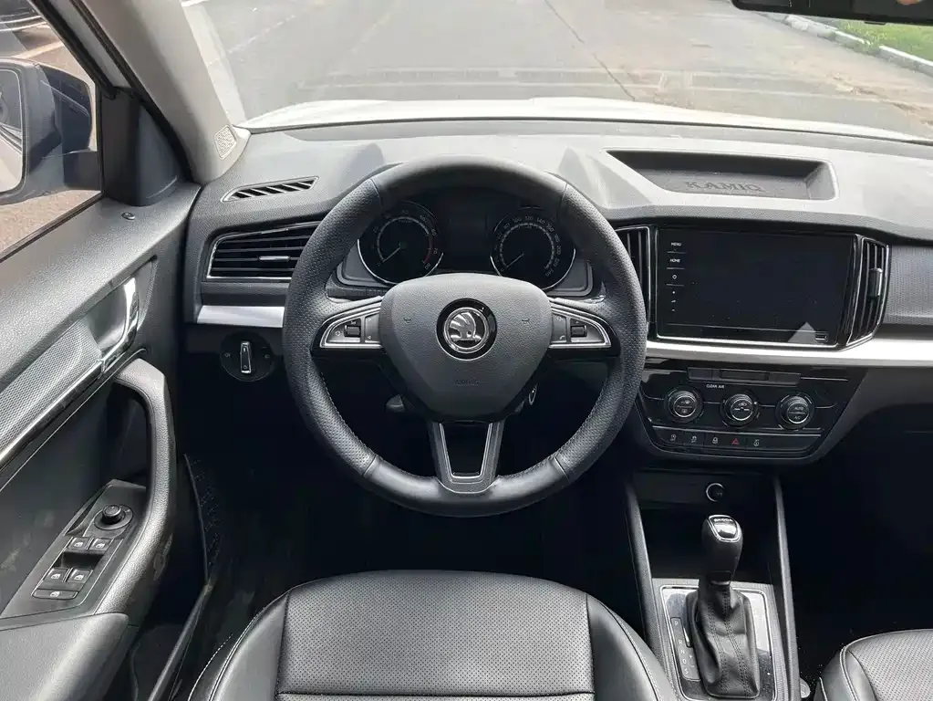 Skoda Kamiq — фото 2