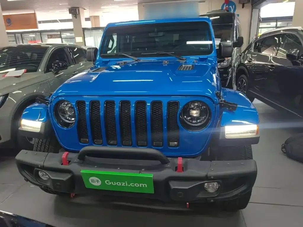 Jeep Wrangler — фото 6