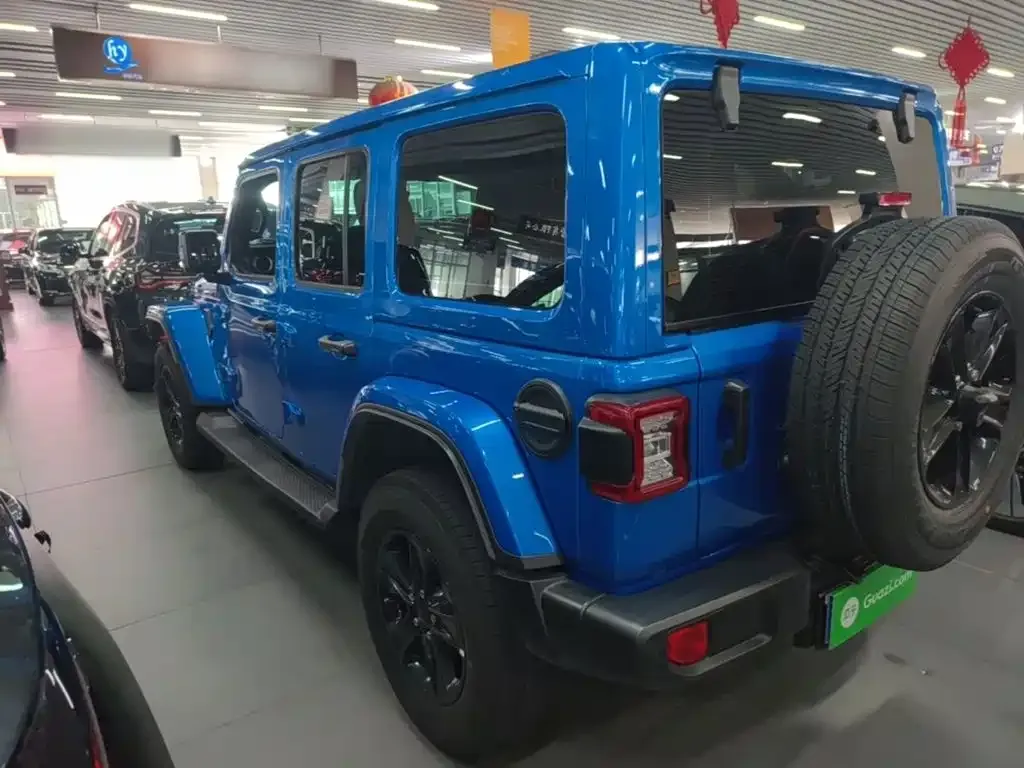 Jeep Wrangler — фото 4