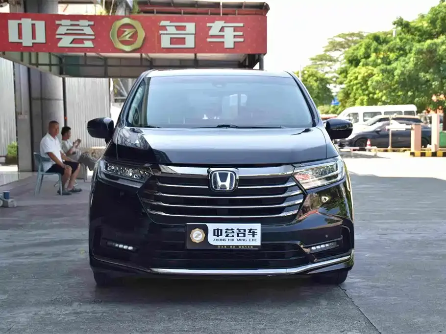Honda Odyssey — фото 6