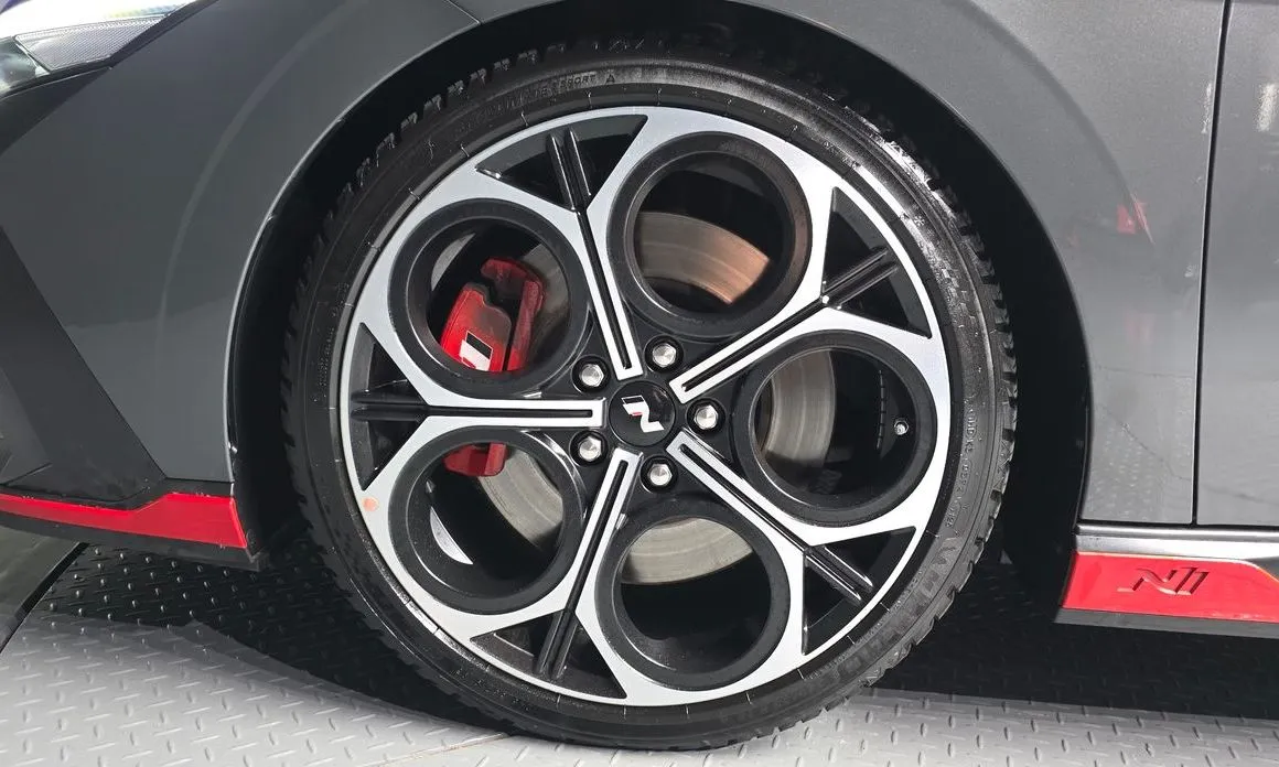 Hyundai AVANTE — фото 8