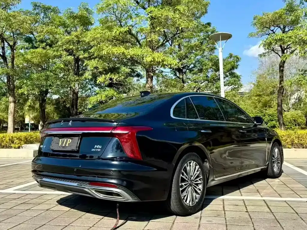 Hongqi H5 — фото 9