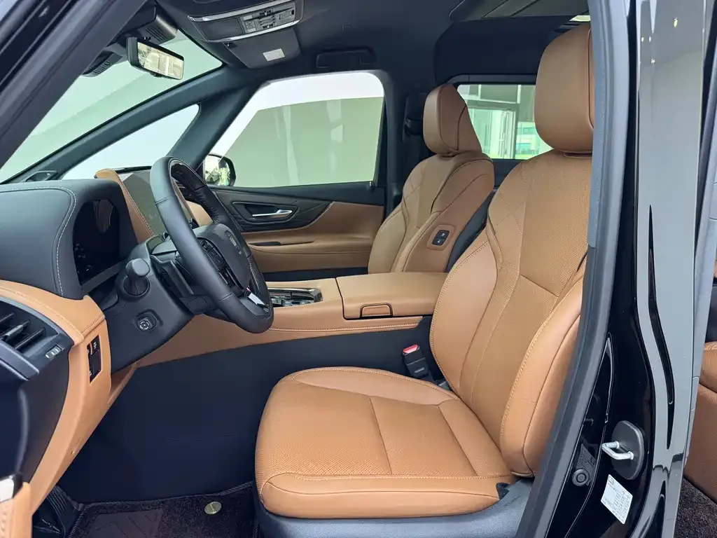 Toyota Vellfire — фото 8