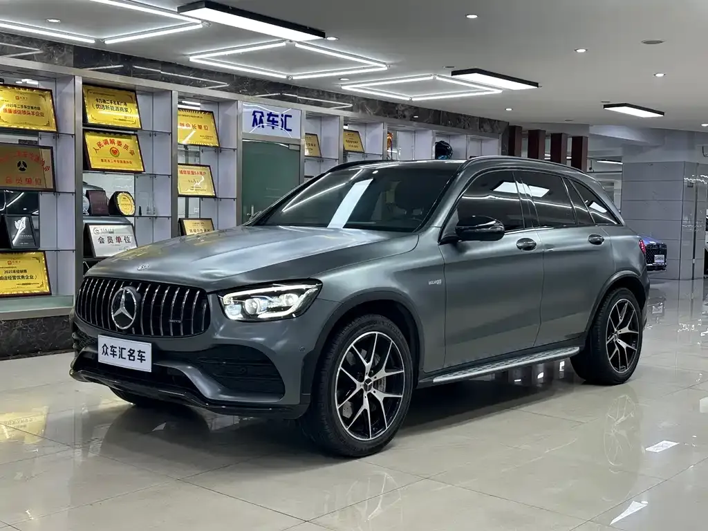 Mercedes-Benz GLC AMG — фото 1
