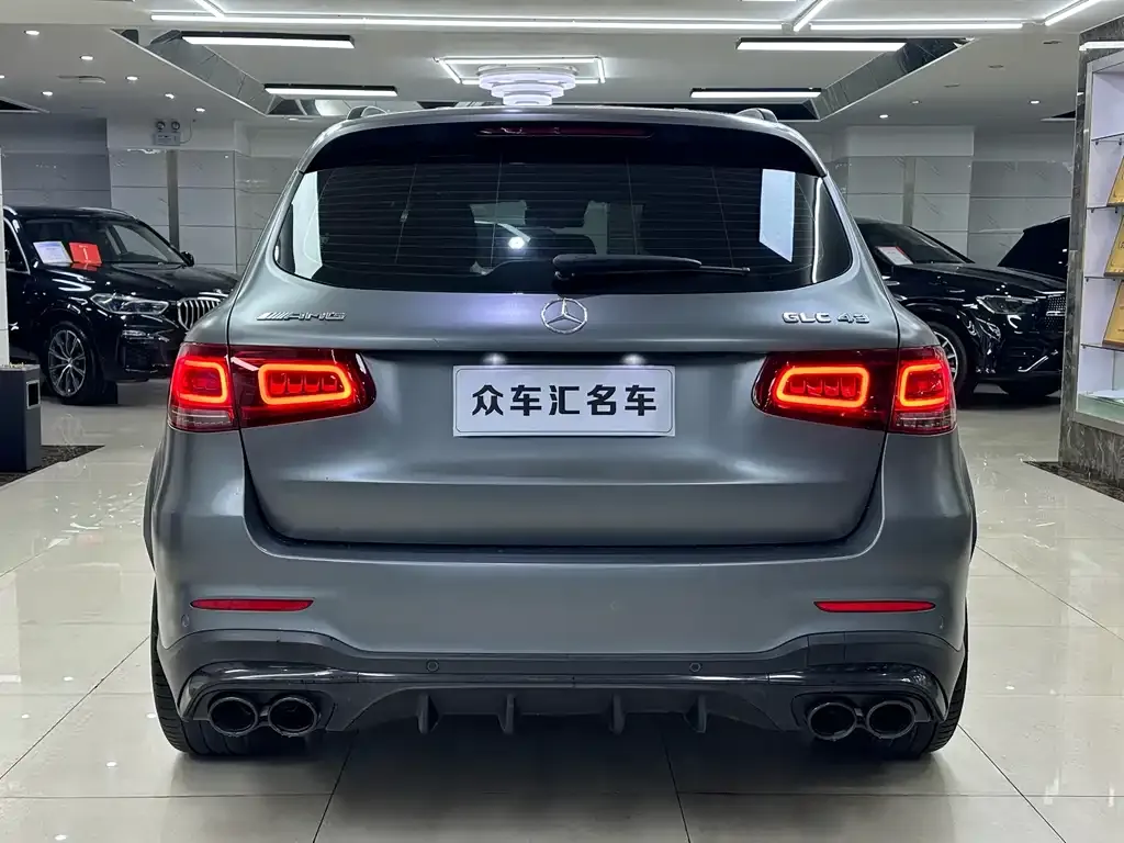 Mercedes-Benz GLC AMG — фото 10