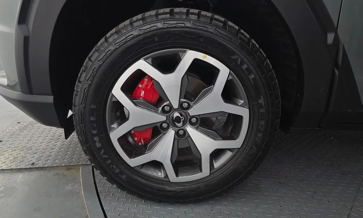 KG Mobility (Ssangyong) Torres — фото 9