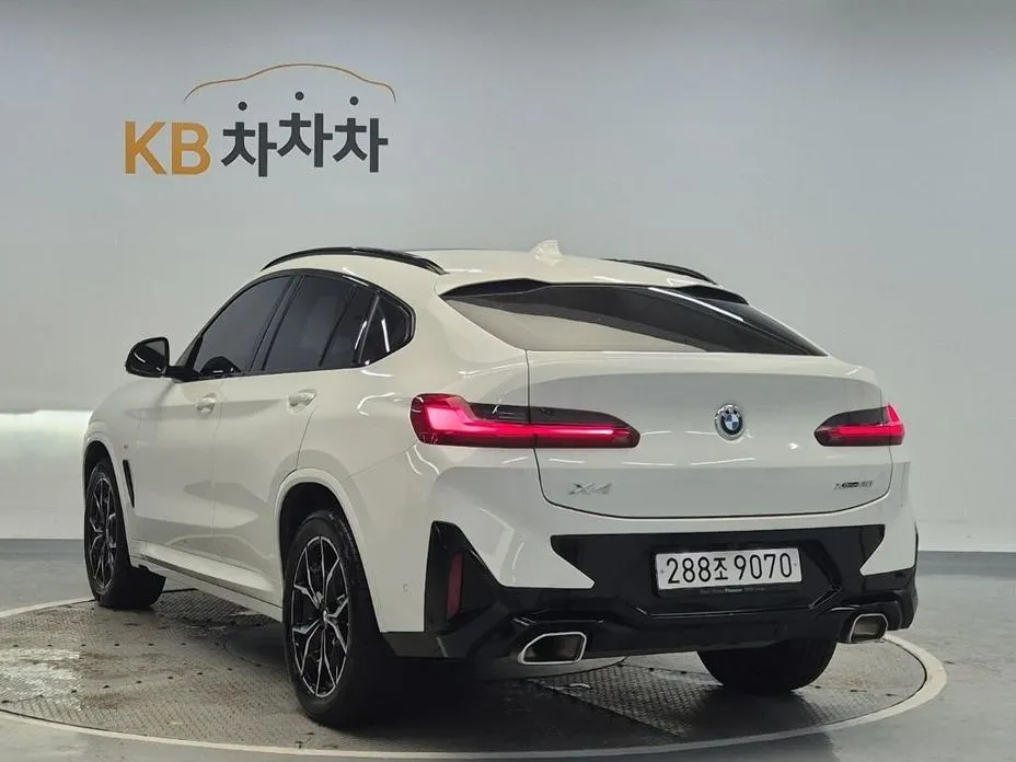 BMW X4 — фото 4