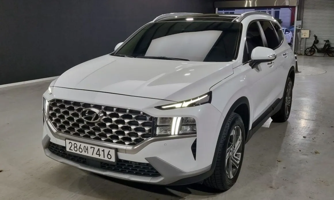Hyundai Santafe — фото 1