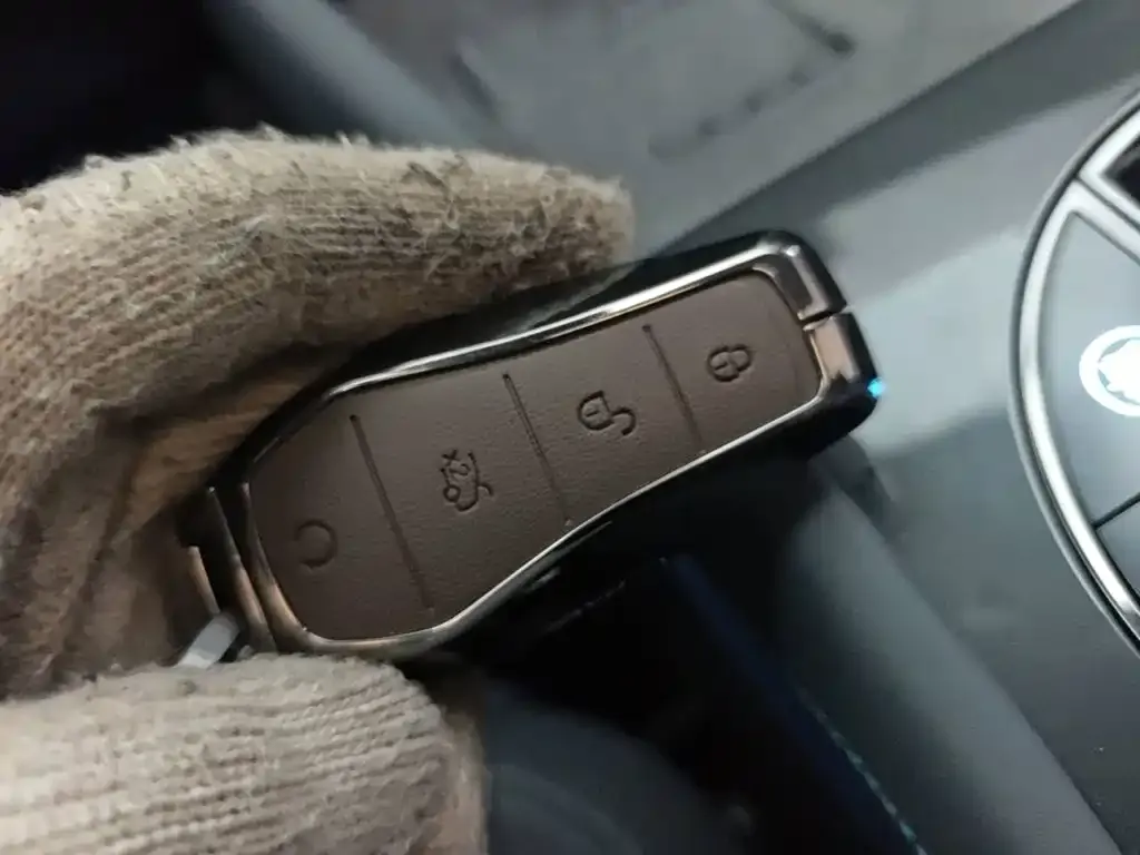 BYD Seal 06GT — фото 2