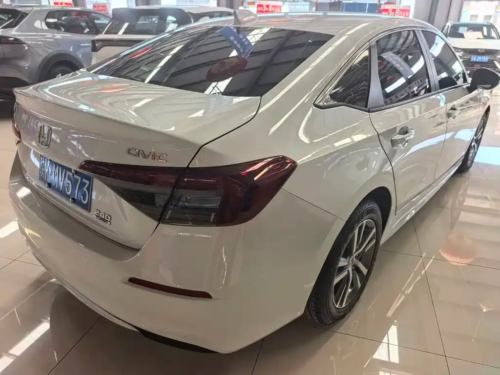 Honda Civic — фото 4