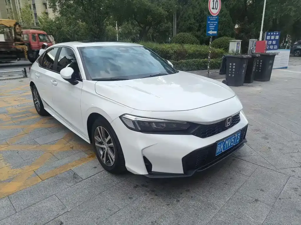 Honda Civic — фото 10