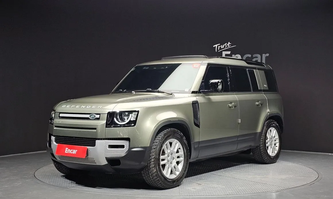 Land Rover Defender — фото 1