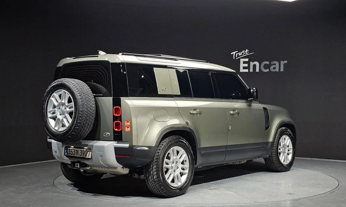 Land Rover Defender — фото 8