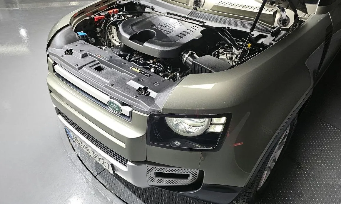 Land Rover Defender — фото 4