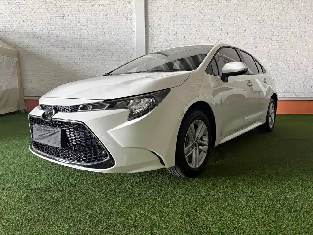 Toyota Levin — фото 1