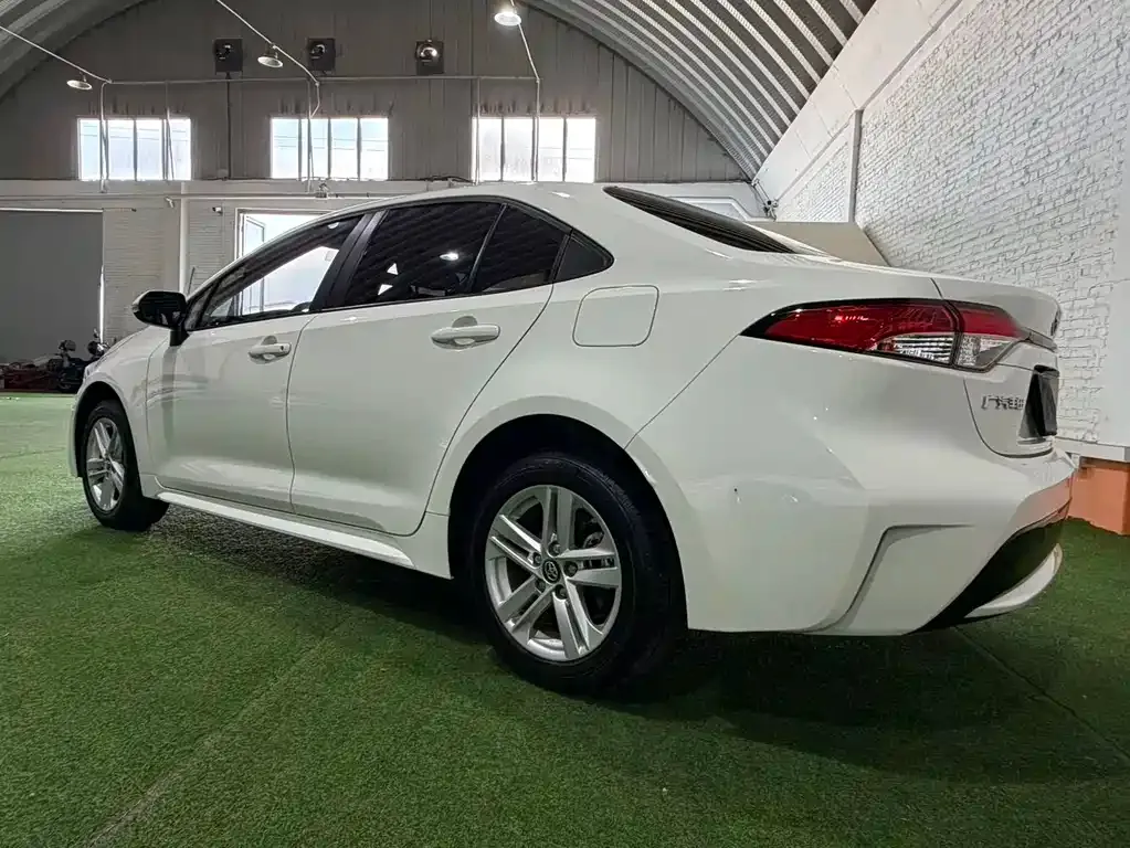 Toyota Levin — фото 5