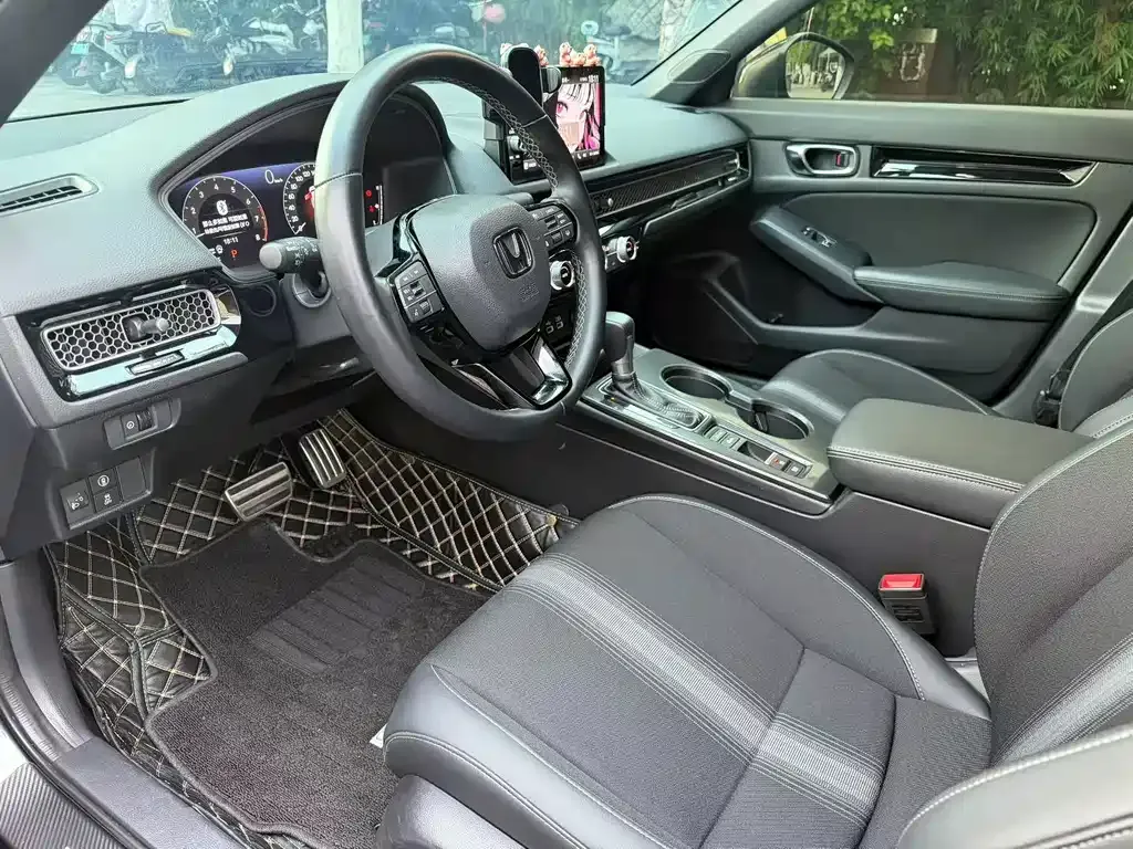 Honda Civic — фото 4